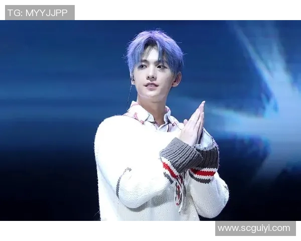 帅气足球明星海报图片展现运动魅力与青春活力的完美结合